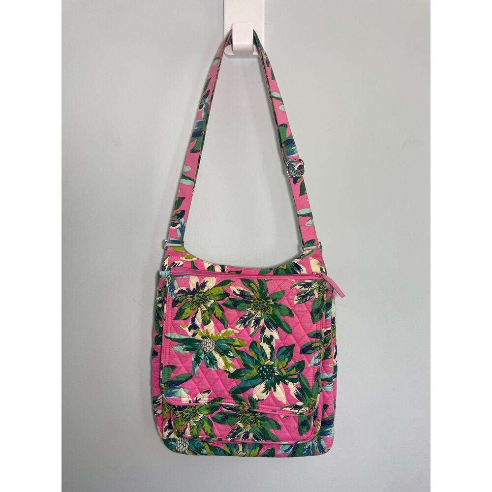 Vera Bradley Fawna Pink Crossbody Mail Bag – 4 Pockets, Minor Wear